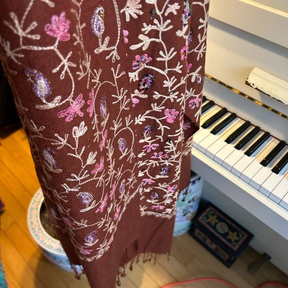 Chic Boho Floral Shawl in Rich Hues Beaded Embroidered - Picture 15 of 16